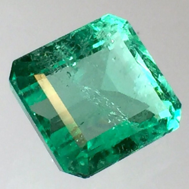 エメラルド 1.02ct