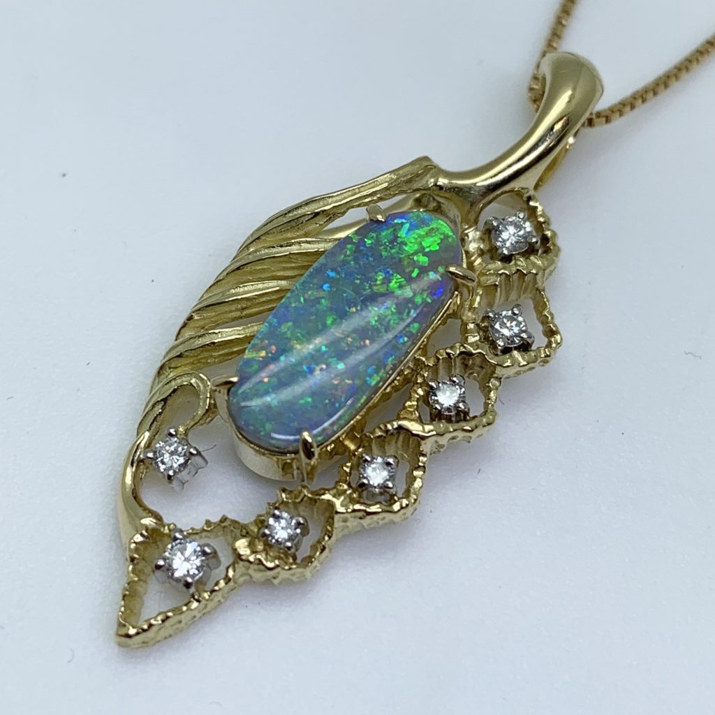 ブラックオパールペンダント10.2ct