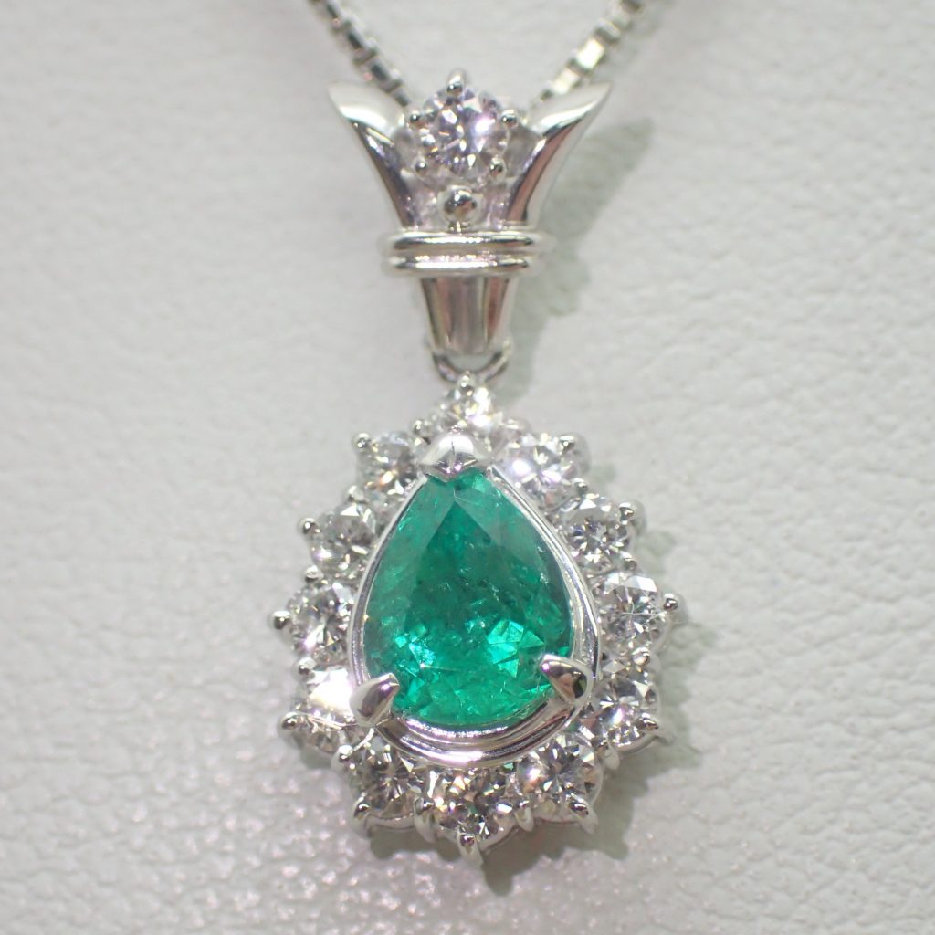 エメラルドペンダント0.71ct