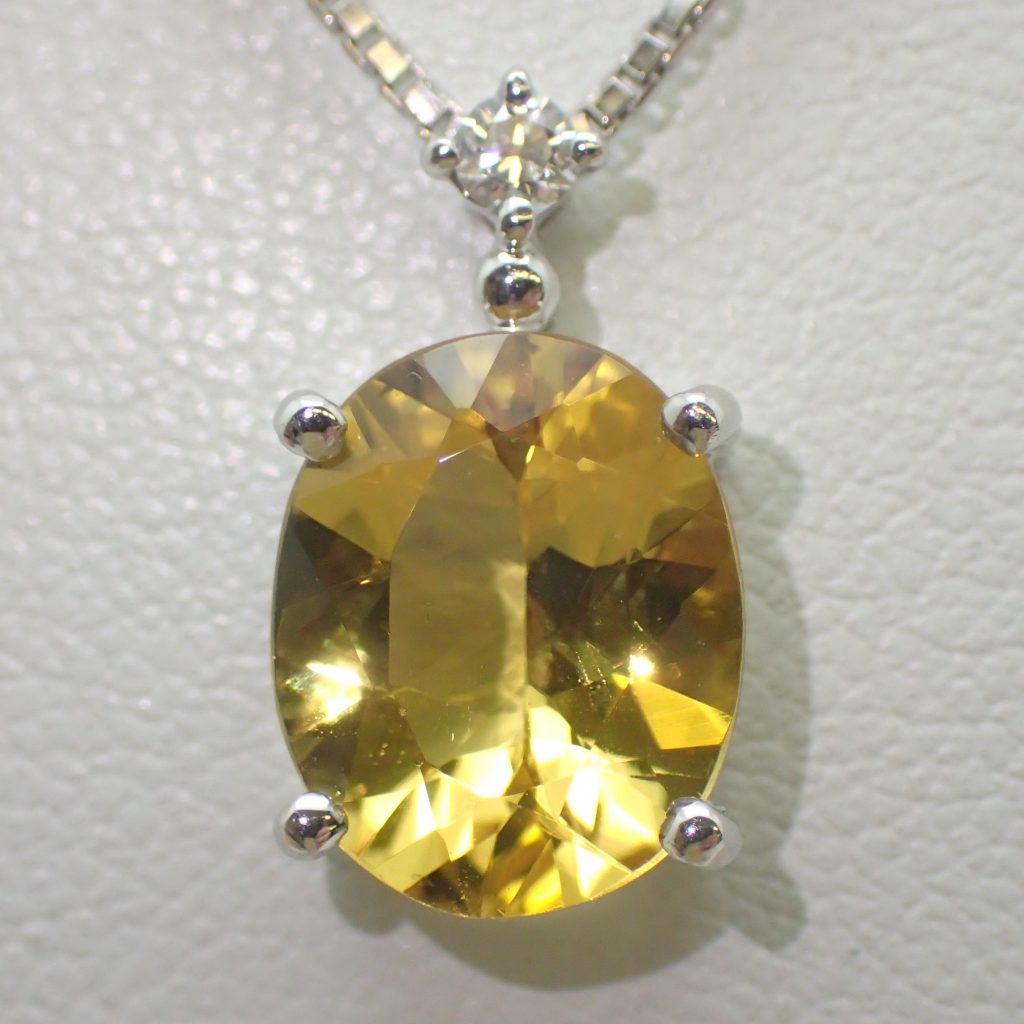 ヘリオドールペンダント0.05ct