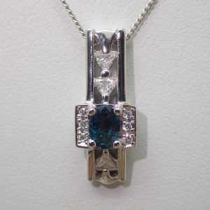 アレキサンドライトペンダント0.32ct