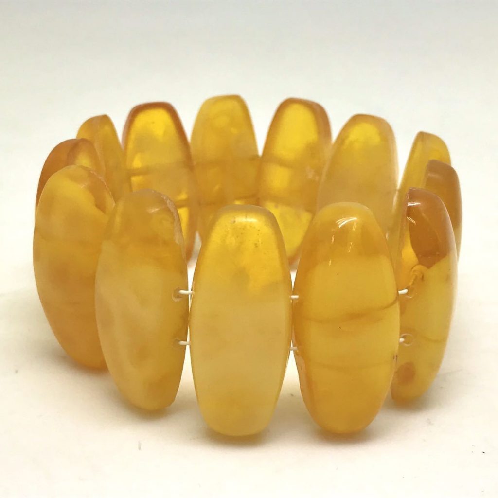 ロイヤルアンバーブレスレット 47.92g