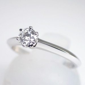 ティファニーダイヤモンドリング0.23ct