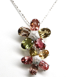 トルマリンフラワーモチーフネックレス 6.08ct