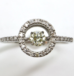 ダイヤモンドリング 0.18ct/0.13ct