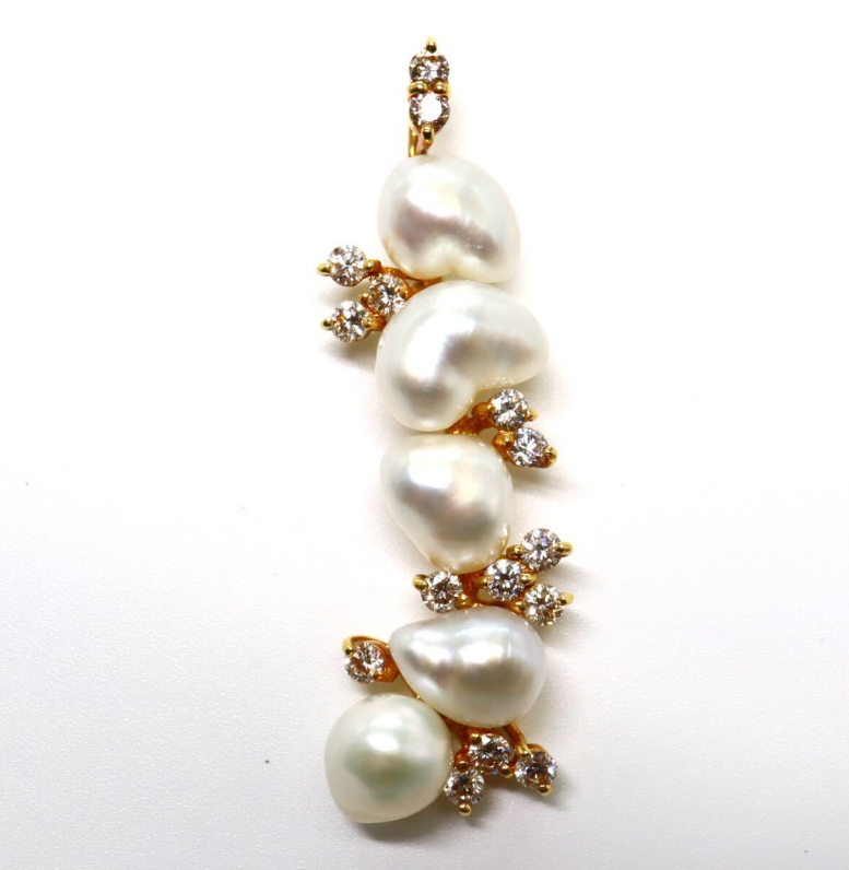 南洋白蝶真珠ケシパール/ダイヤモンドペンダントトップ