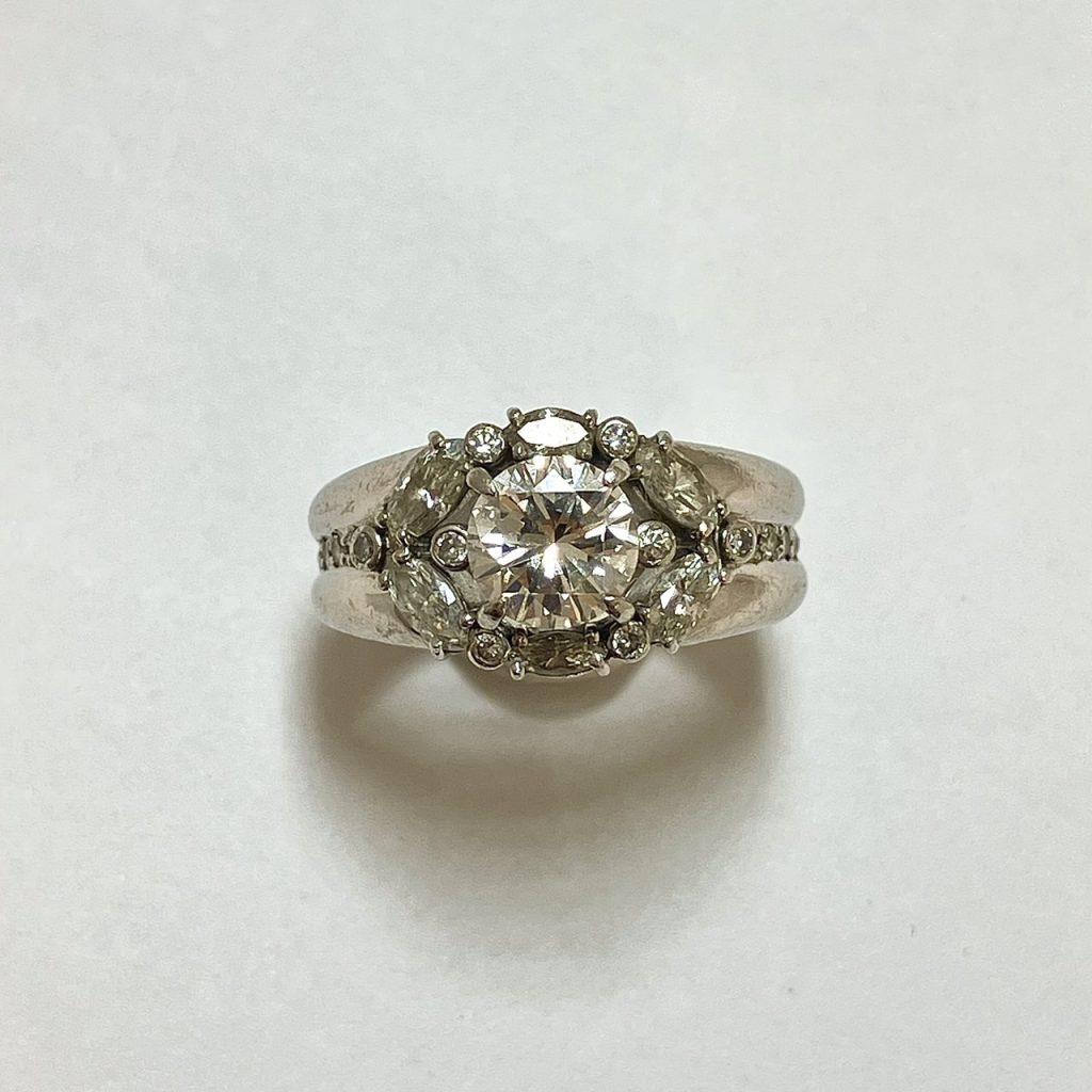 ダイヤ　1.01ct　リング