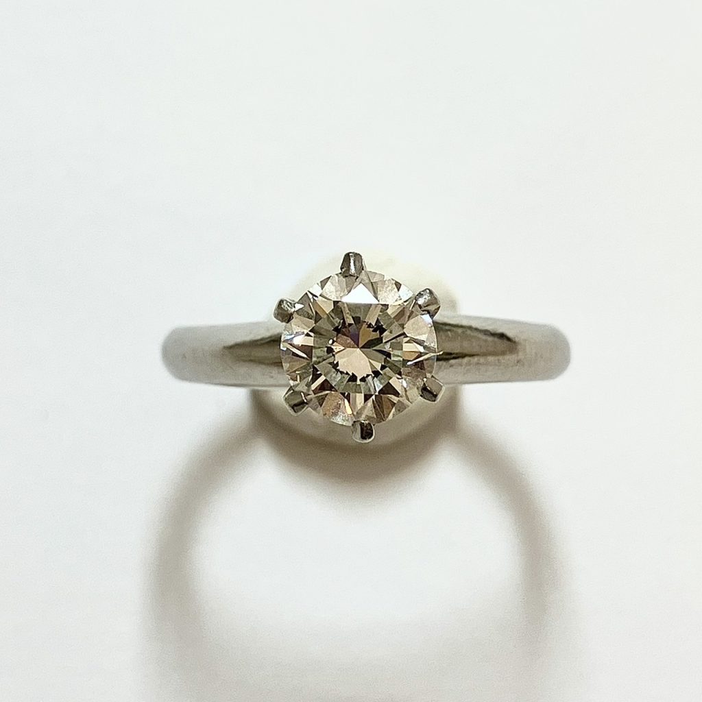 ダイヤ　1.05ct　リング