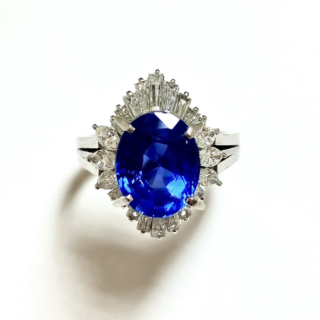 サファイア　4.43ct　リング