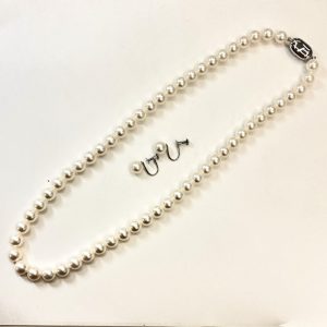パール　ネックレスイヤリングセット