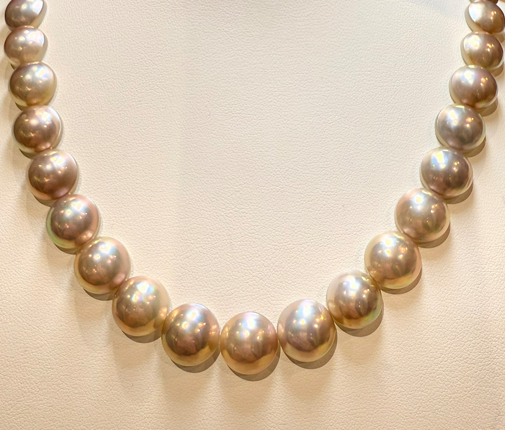 マベパール　ネックレス