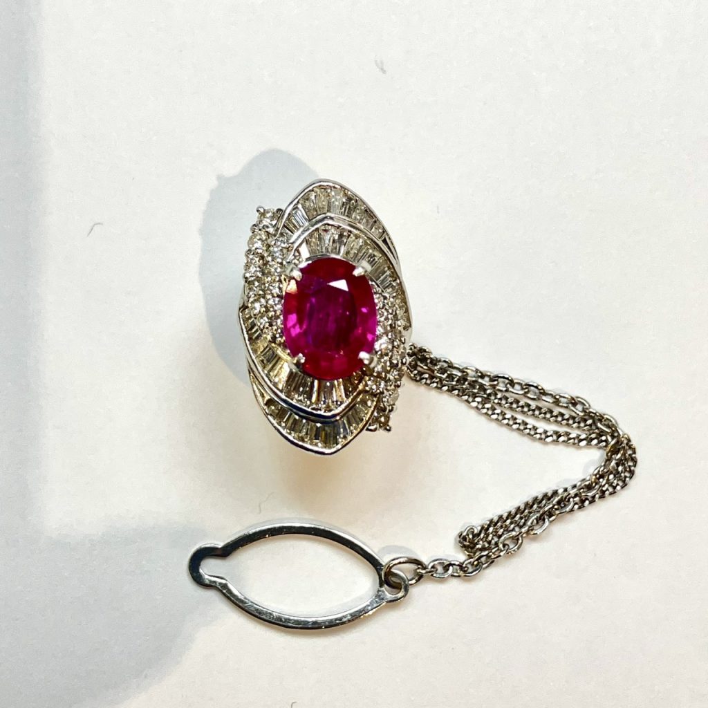 ルビー　2.97ct　タイピン