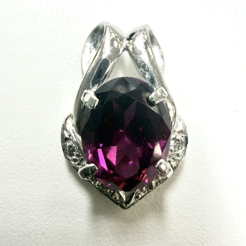 トルマリン　2.4ct　ネックレストップ