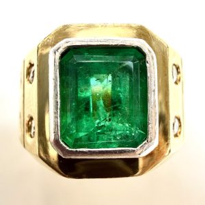 エメラルド　2ct　リング